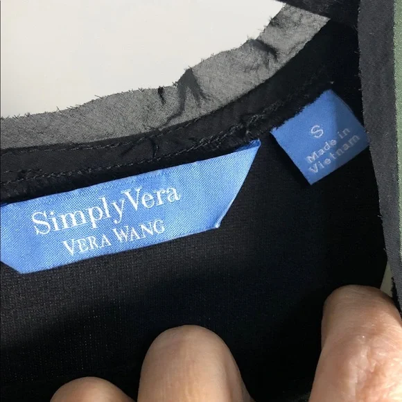 Simply Vera Vera Wang Black and Green Floral Mini Dress (DJ1) - Picture 2 of 7